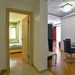 Flat W Balcony 5 Min To Beach Near Budva Old Town