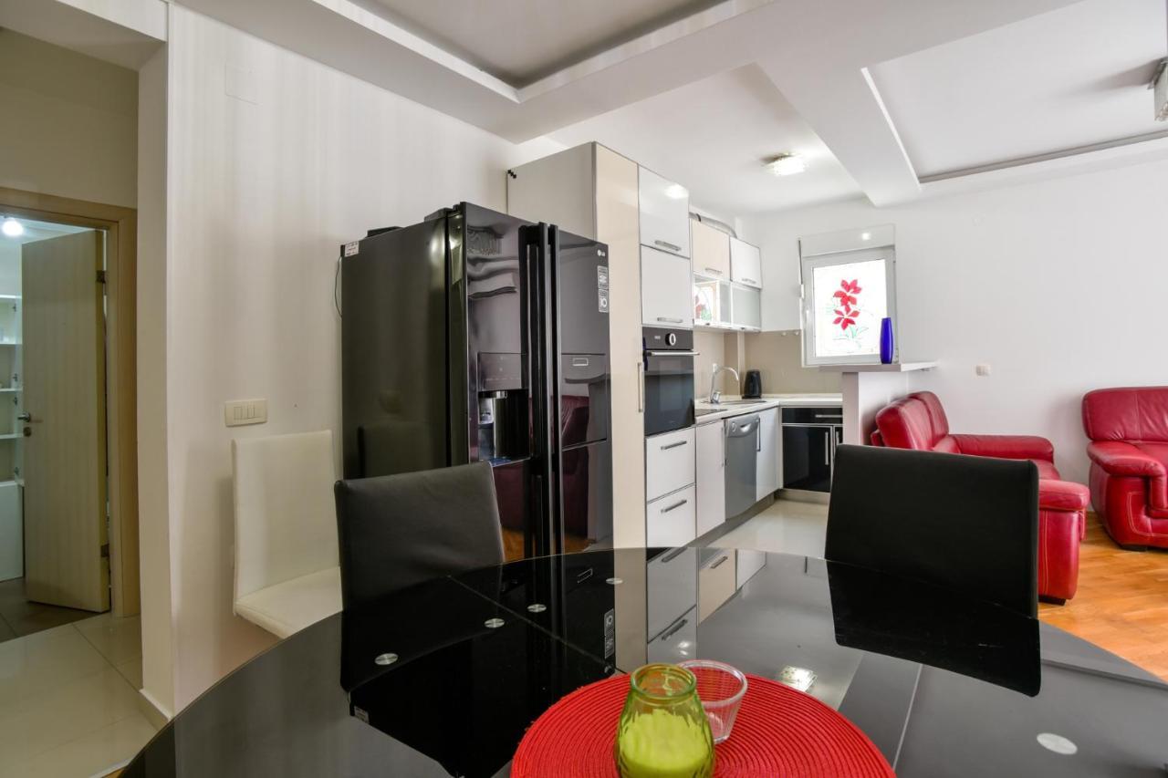 Apartment Flat W Balcony 5 Min To Near Old Town Budva