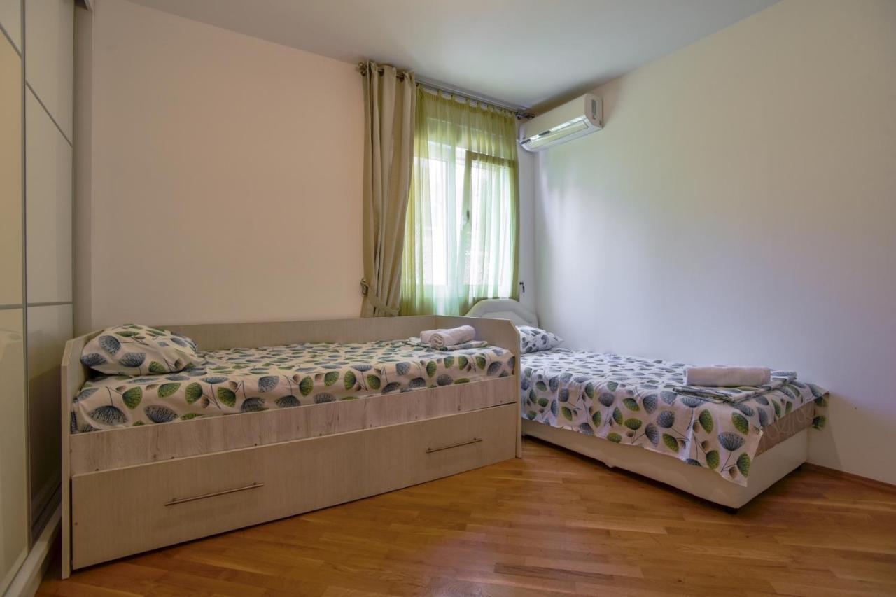 Flat W Balcony 5 Min To Near Old Town Apartment Budva