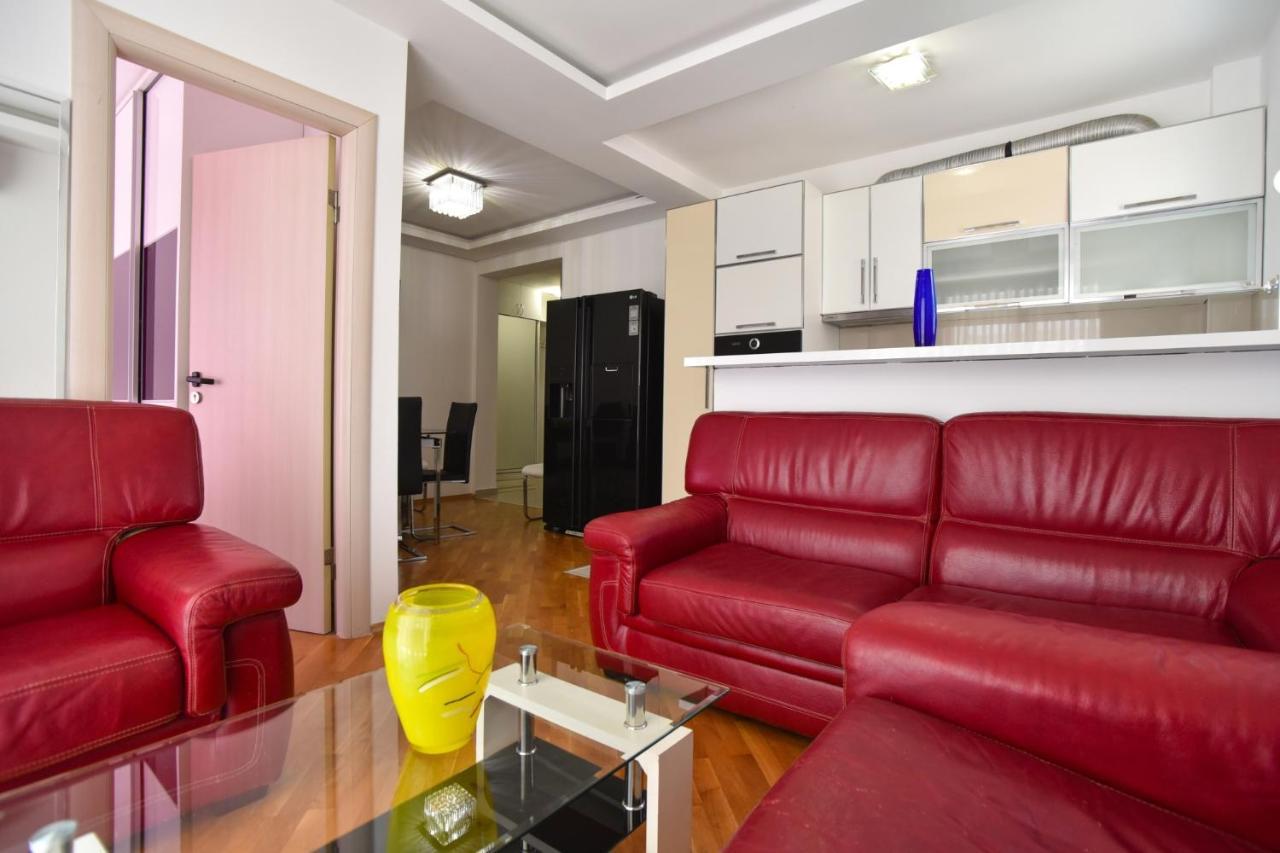 Flat W Balcony 5 Min To Near Old Town
